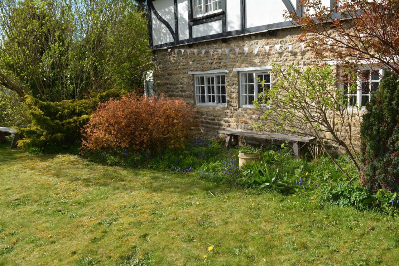 Bohemianbreezebreaks Bed and Breakfast Thornton Dale Exteriör bild