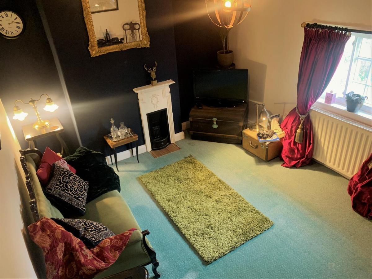 Bohemianbreezebreaks Bed and Breakfast Thornton Dale Exteriör bild